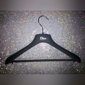 Dior hanger
